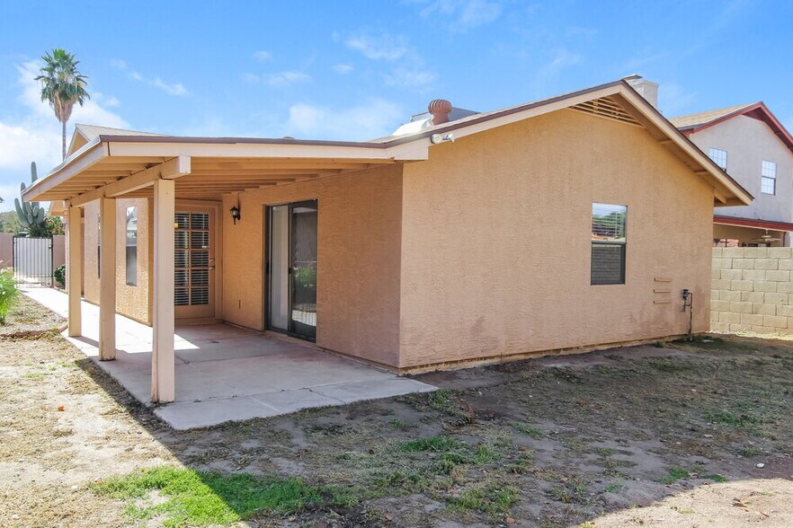 Building Photo - 3814 W Marconi Ave