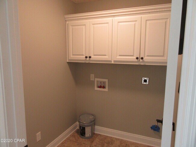 Building Photo - 4604 Bylsma Cir