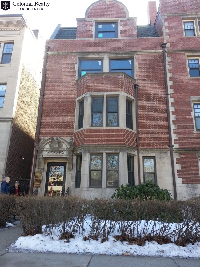 Building Photo - 1203 Beacon St