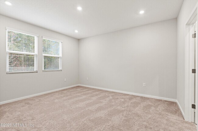 Building Photo - 14728 Macadamia Ln