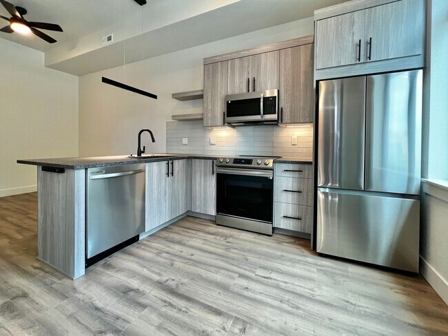 Building Photo - Newer Build in Downtown Loveland Apartments!