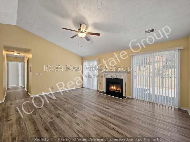 Building Photo - 893 Trace Cir NE
