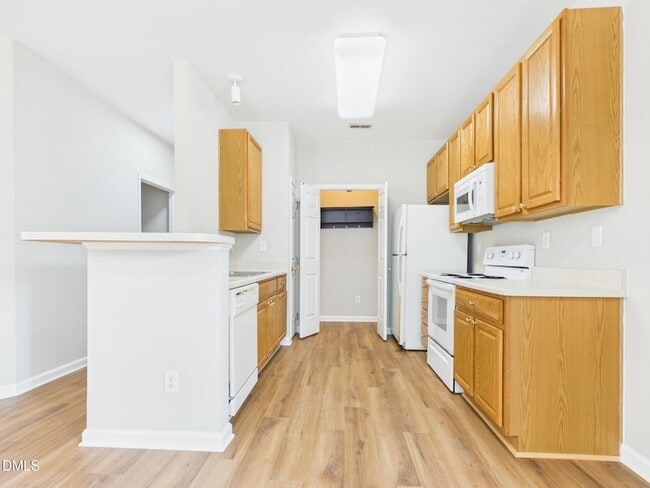 Building Photo - 2111 Kudrow Ln