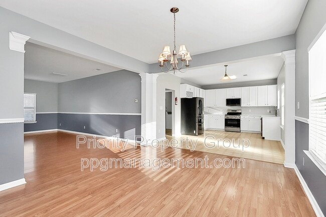 Building Photo - 610 Latimer Way