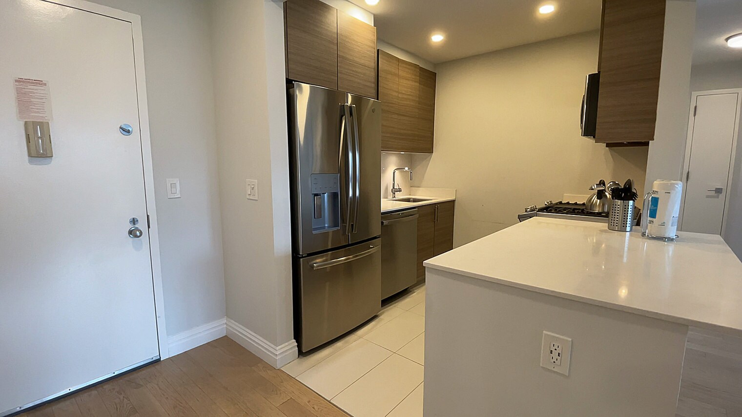 Building Photo - 227 W 48th St