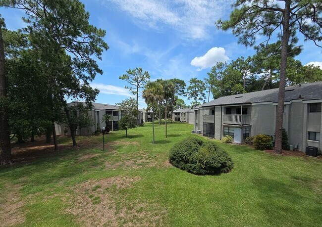 Building Photo - 152 Springwood Cir