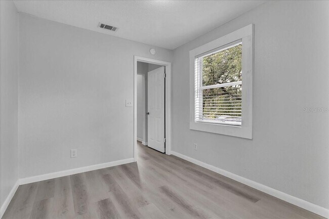 Building Photo - 6008 N Tampa St
