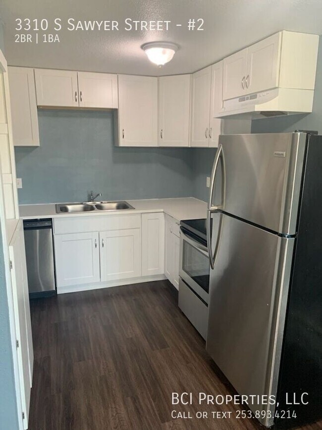 Building Photo - 3310 S Sawyer St