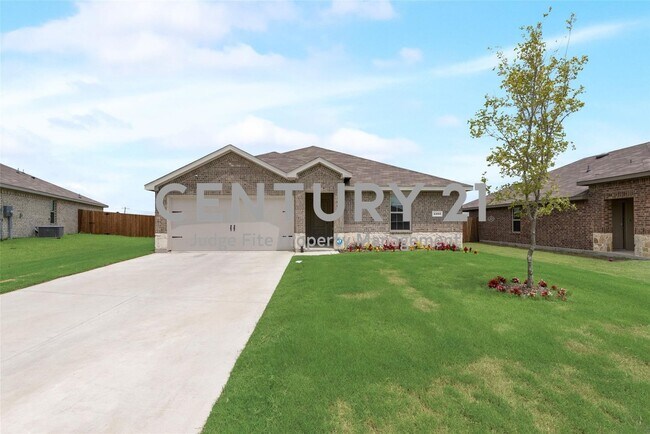 Primary Photo - Stunning 3/2/2 in Community ISD For Rent!