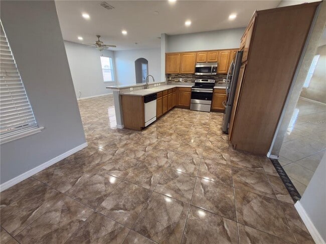 Building Photo - 1927 White Heron Bay Cir