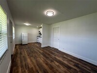 Building Photo - 2321 Madison St