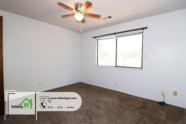 Building Photo - 3867 Apollo St