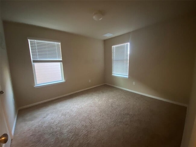 Building Photo - 11125 Furrow Hill Dr