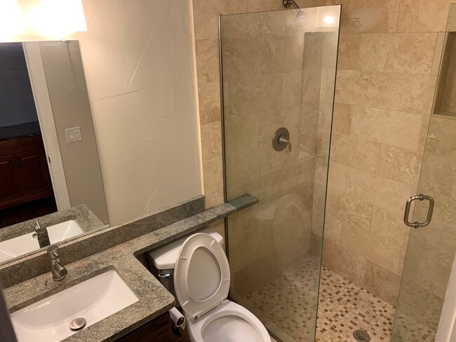 Building Photo - 1938 Newland Ct