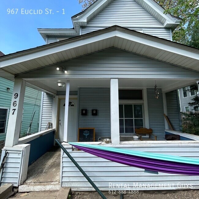 Building Photo - 967 Euclid St