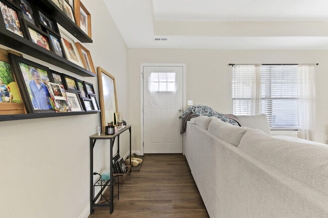 Building Photo - 5524 Sweetgum Cir