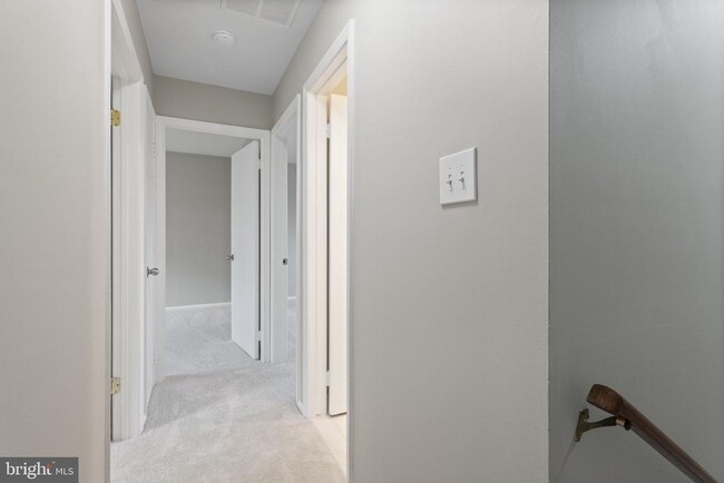 Building Photo - 941 Sherwood Ct