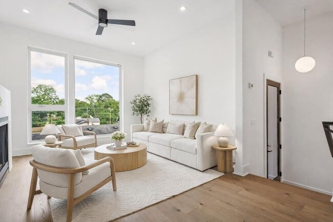 Building Photo - 1570 Flat Shoals Rd SE