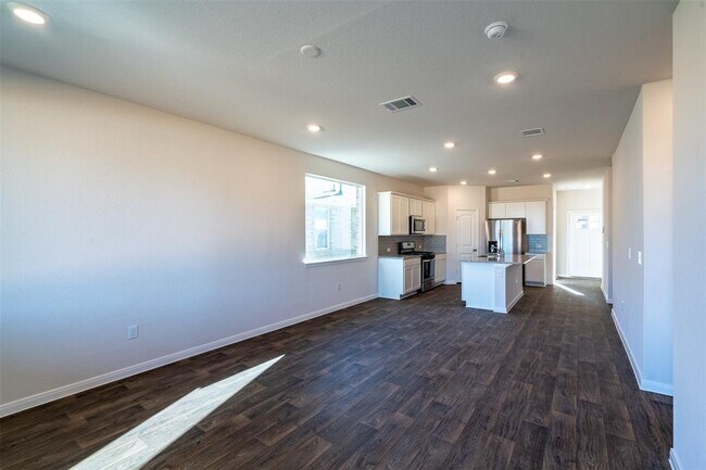 Building Photo - 233 Brooklyn Dr