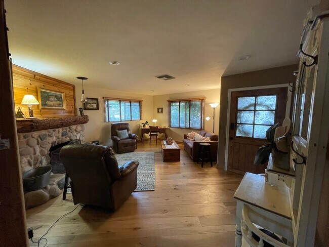 Living room and front door - 23437 Vanowen St