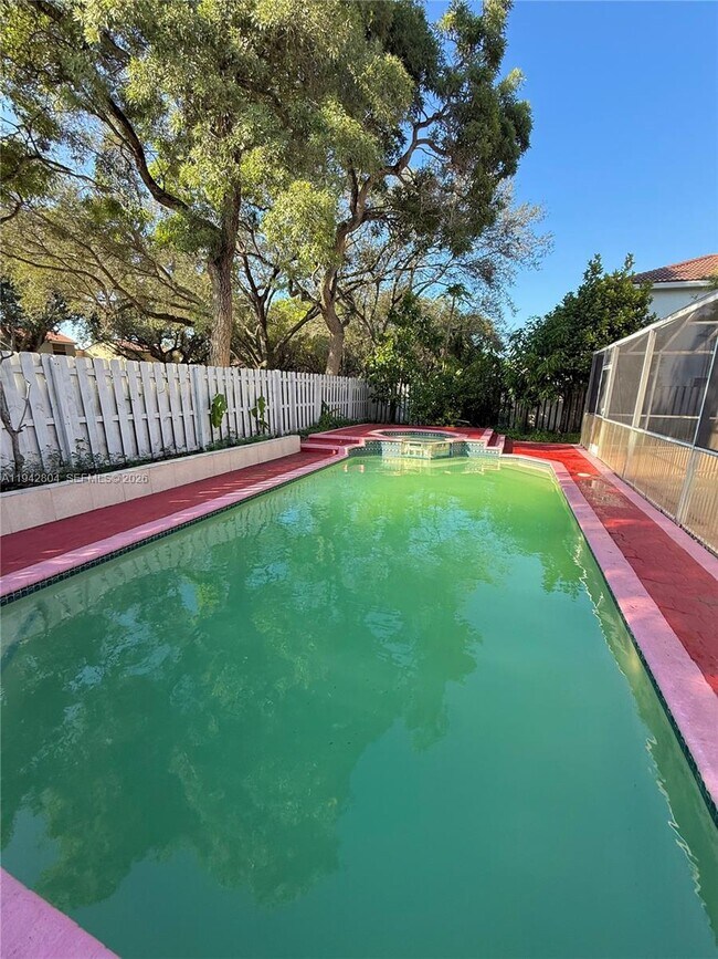 Building Photo - 1450 NW 129th Ave