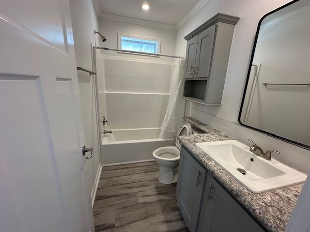 Building Photo - 928 Bonaire Ave W