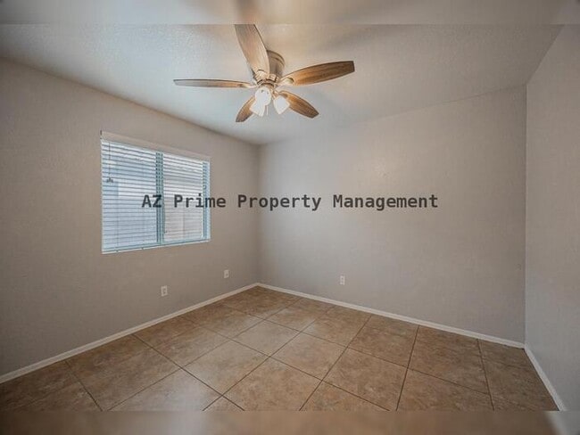 Building Photo - 5014 W Ponderosa Ln