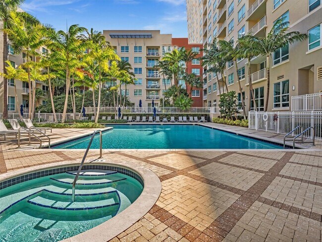 Building Photo - 2001 Biscayne Blvd