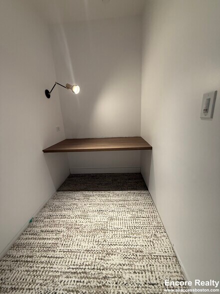 Building Photo - 199 Gardner St