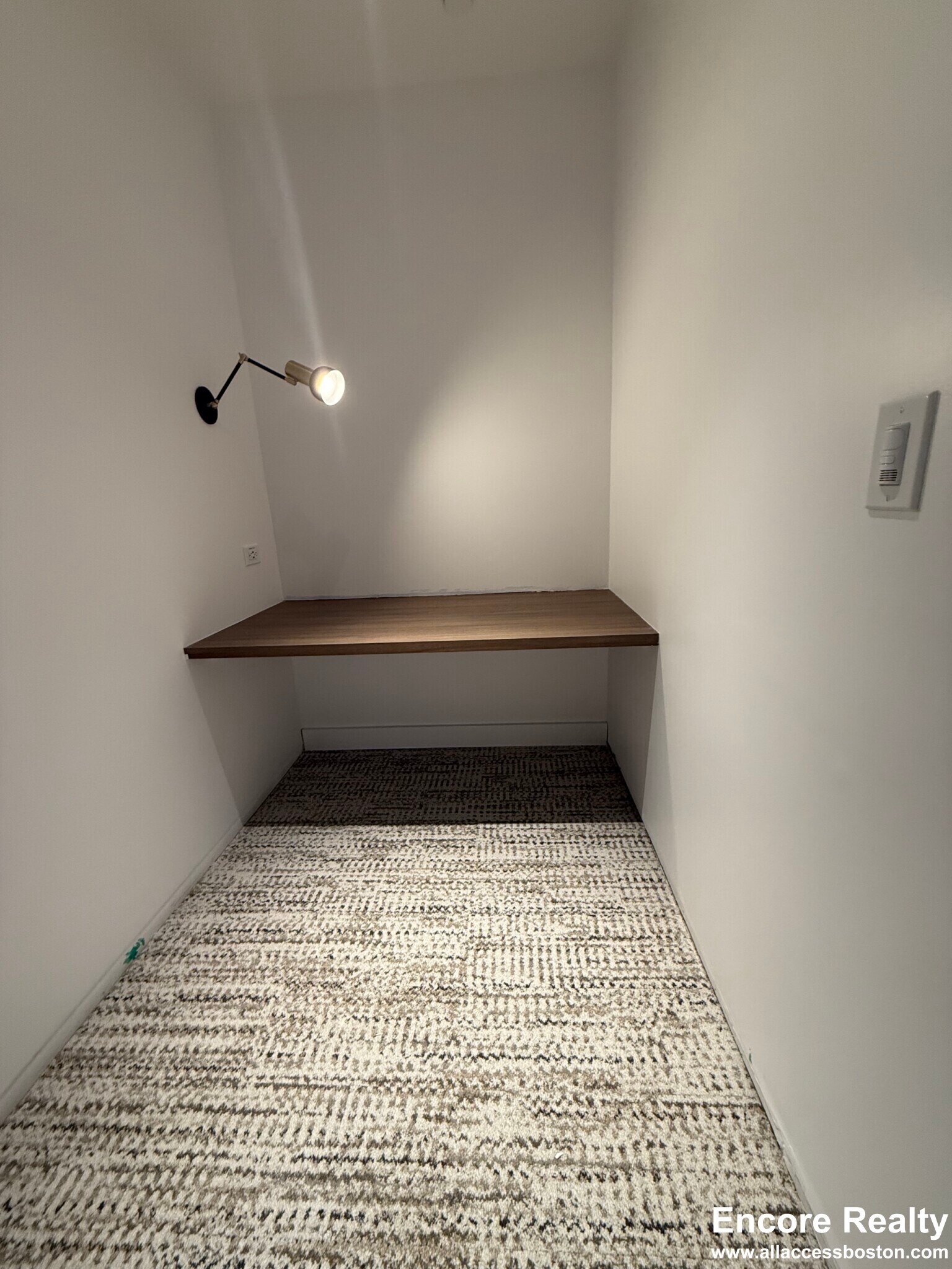 Building Photo - 199 Gardner St