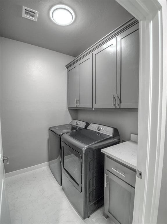 Building Photo - 609 Abadan Dr