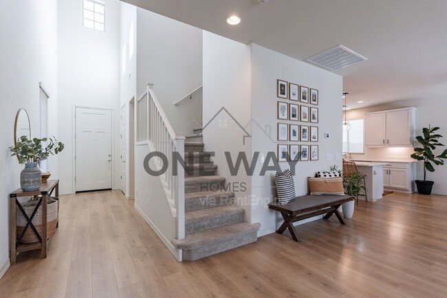 Building Photo - 5411 S Canyon Rim