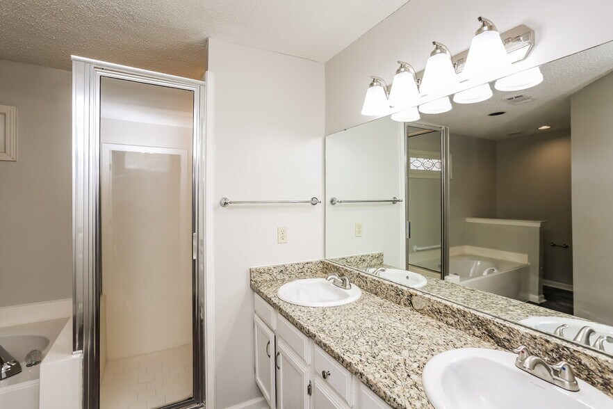 Building Photo - 8674 Leaf Manor Cove