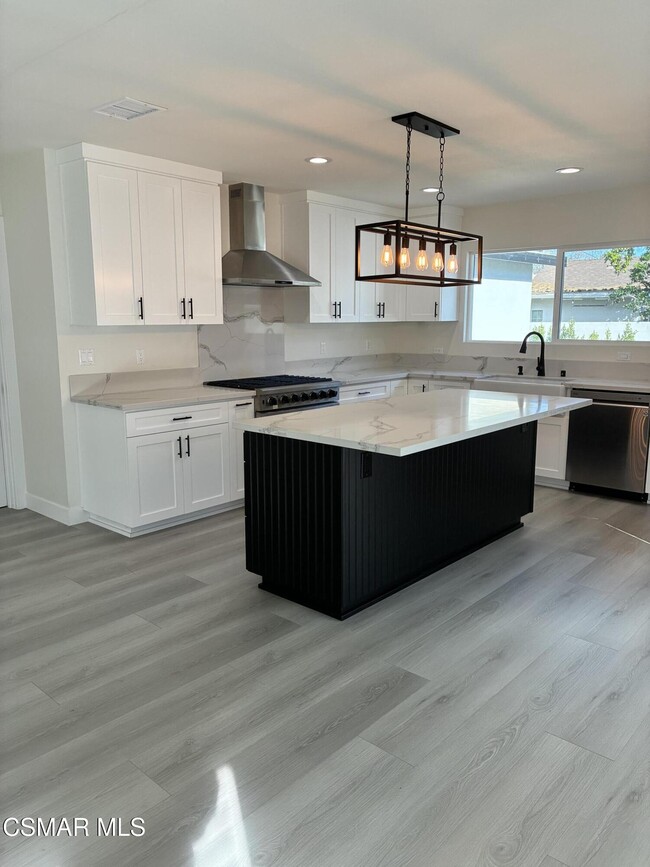 Building Photo - 4900 Stern Ave