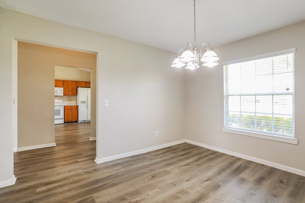 Building Photo - 3183 Olde Sutton Parke Dr