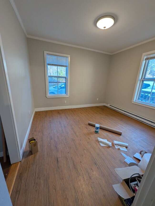 Building Photo - 103-107 SCHOOL ST