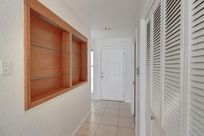 Building Photo - 15321 Dasmarines - 3/bed 2/bath $2,099/mo