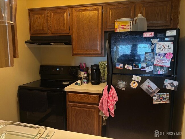 Building Photo - 1700 Ravens Crest Dr