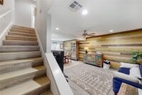 Building Photo - 513 Boyett St