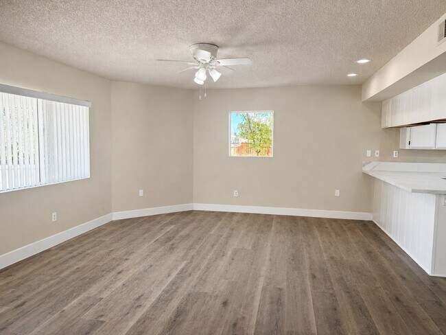 Building Photo - 14260 Mandan Rd