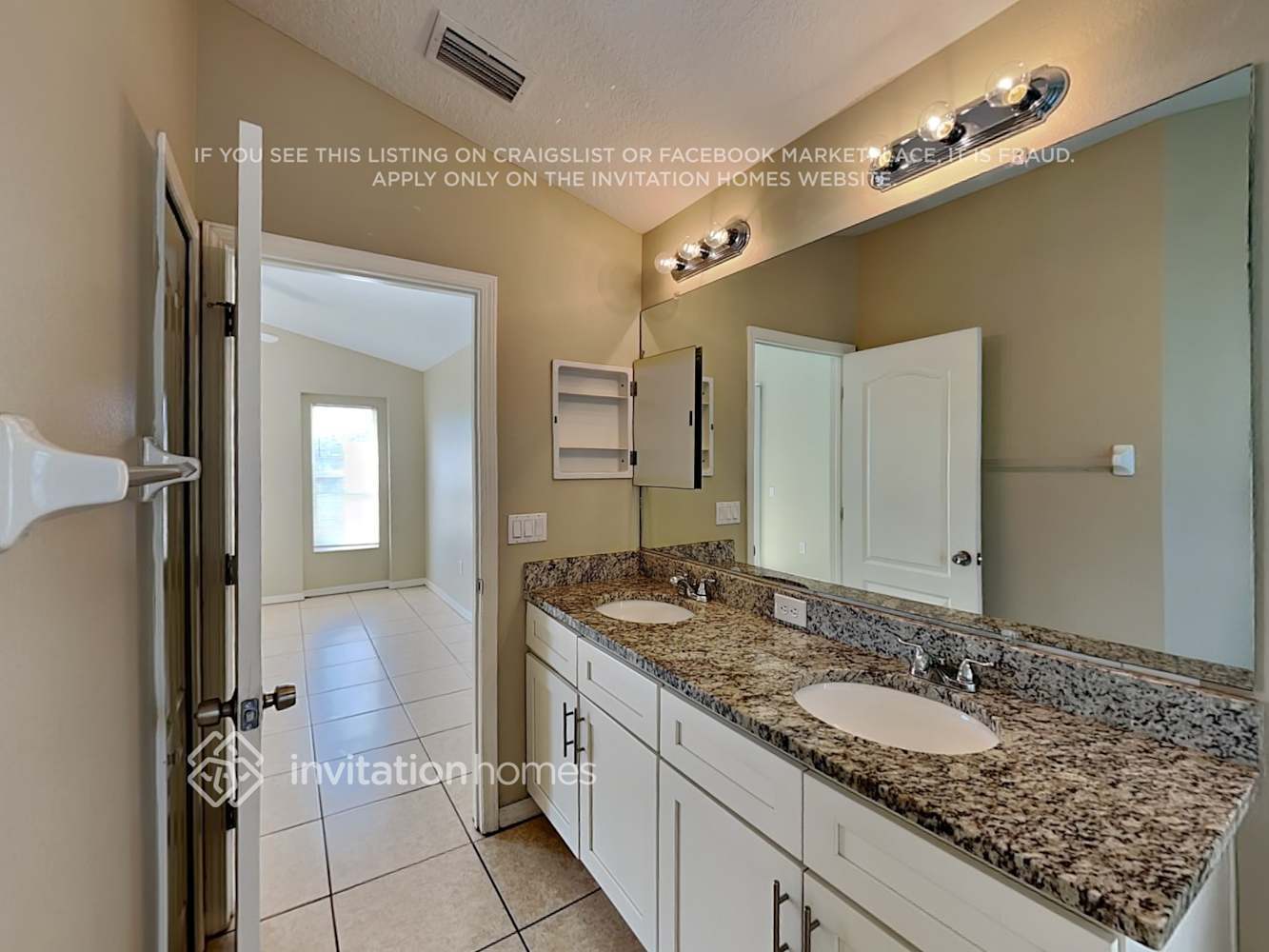 Building Photo - 10050 Creek Bluff Dr