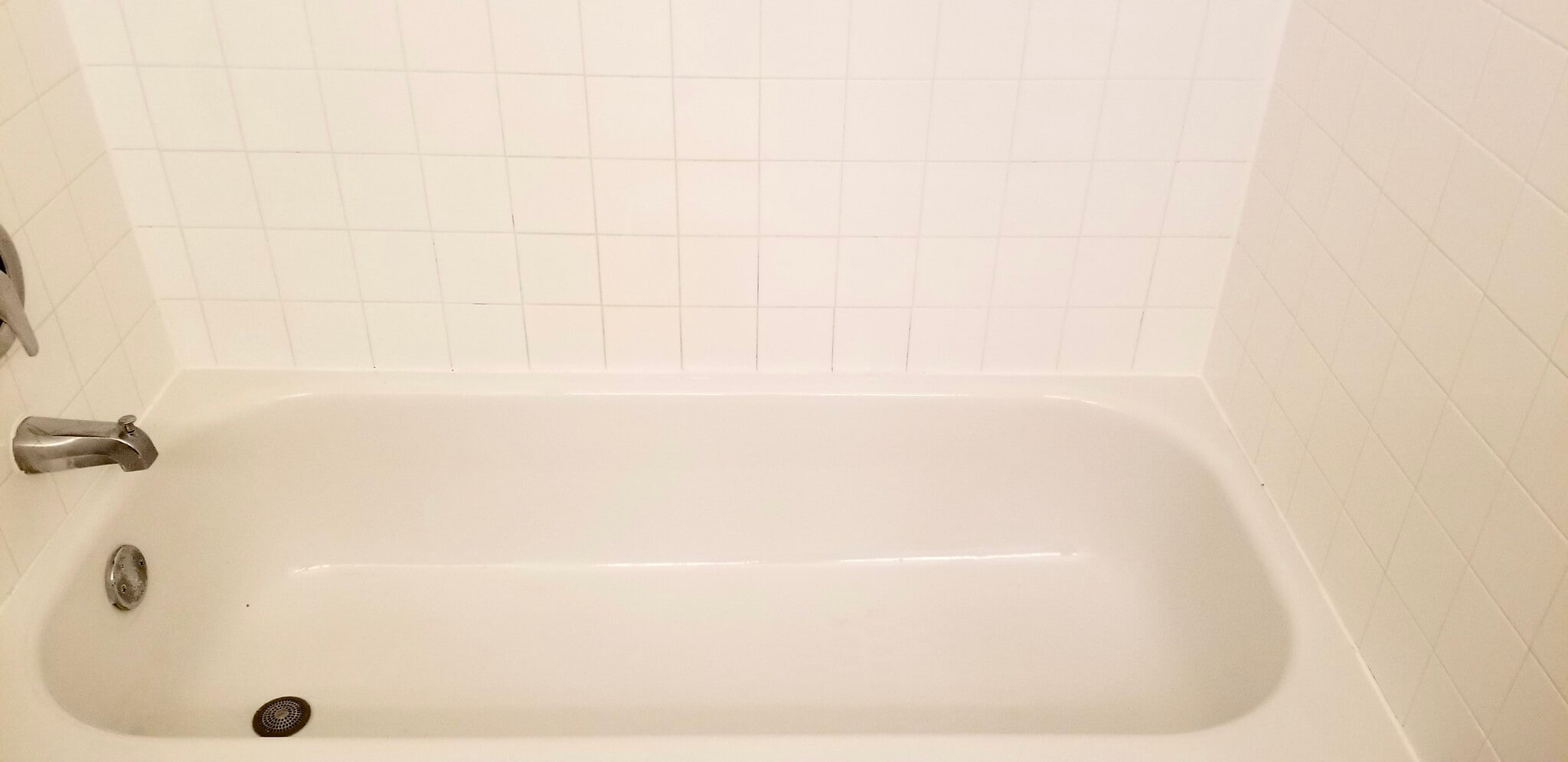 Building Photo - 6020 Oakwood Dr