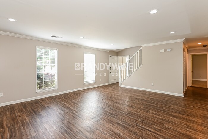 Building Photo - 883 Timbervale Ln