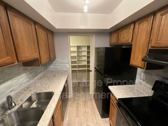 Building Photo - 16635 N Cave Creek Rd