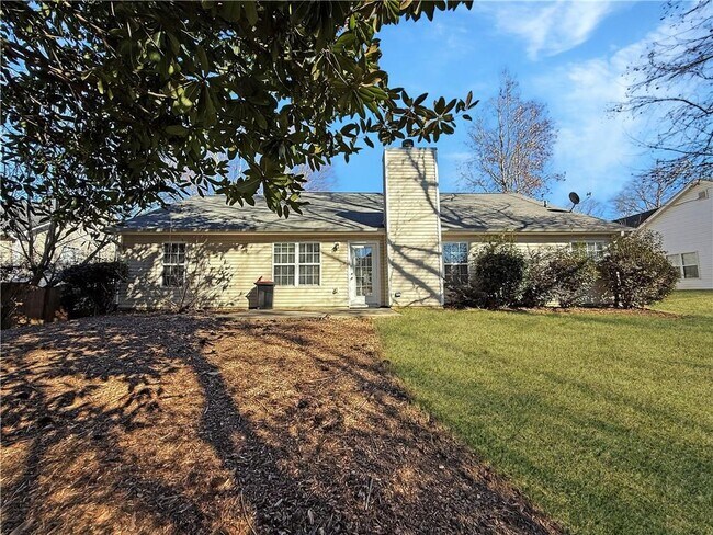 Building Photo - 3028 Express Ln NE