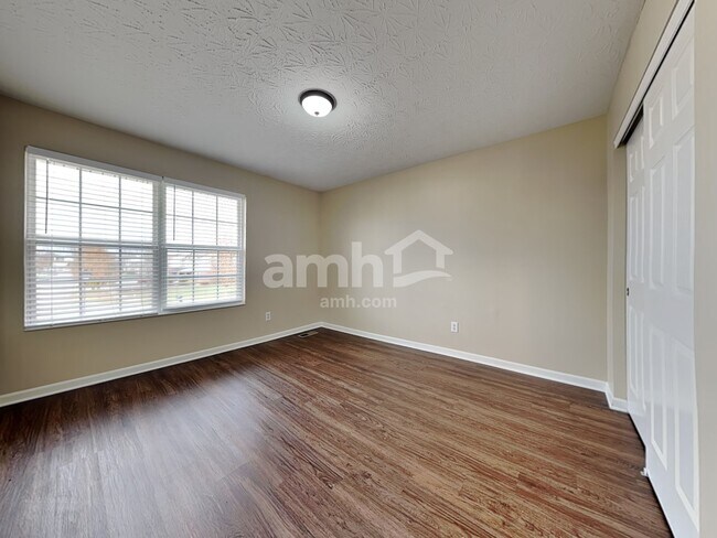 Building Photo - 7207 Rachaels Run