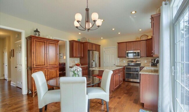 Building Photo - 834 Northern Spy Dr