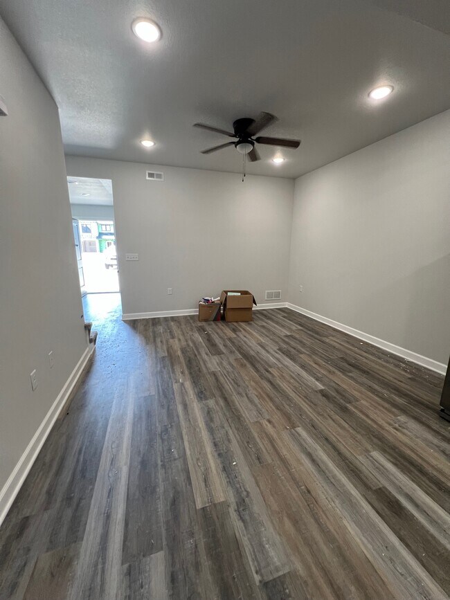 Building Photo - 81 SE 351st Rd