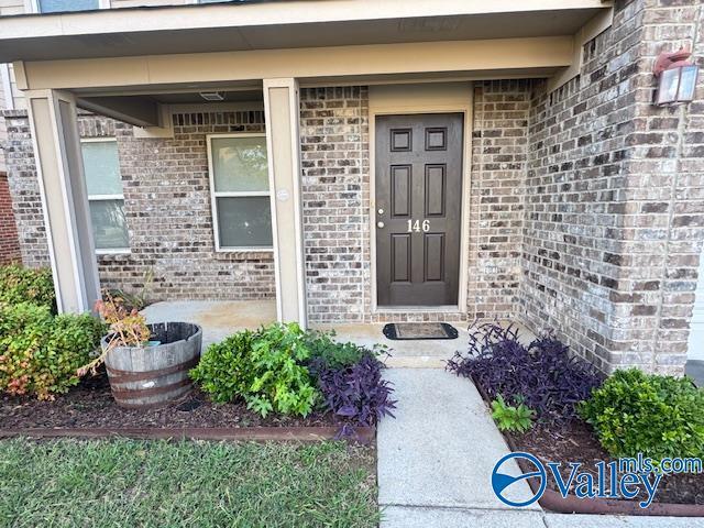 Building Photo - 146 Forestbrook Dr
