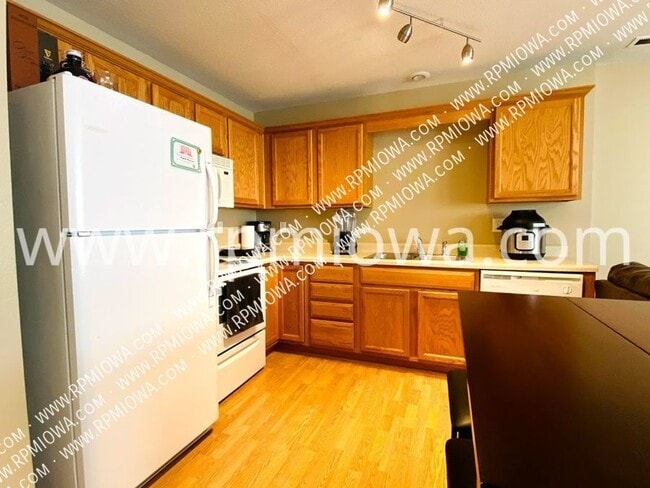 Building Photo - 8302 Westown Pkwy